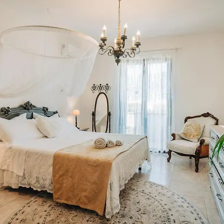 Oda ve Kahvaltı Juniper Bay Portoscuso