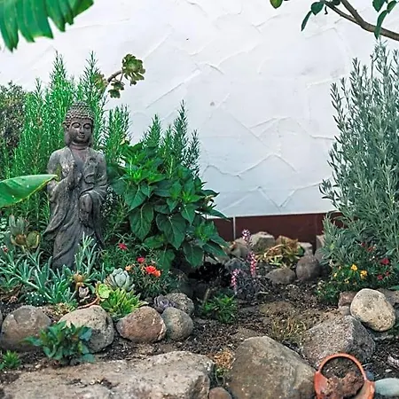 Juniper Bay B&B 포르토스쿠소